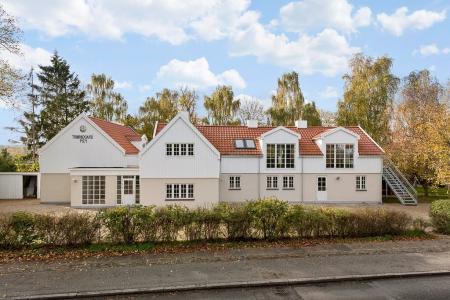 Newly renovated luxury apartment in Trørød for rent unlimited time